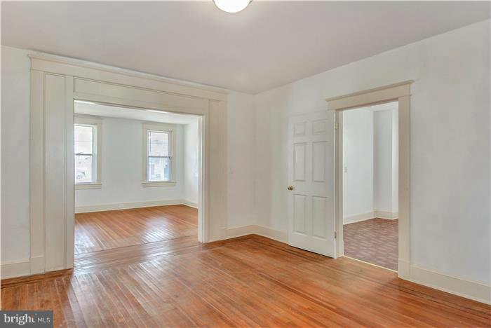 4704 Ritchie Highway Baltimore, MD 21225 - Photo 11 of 27 Family Room