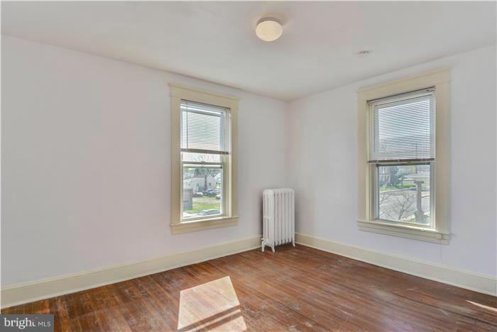 4704 Ritchie Highway Baltimore, MD 21225 - Photo 15 of 27 Bedroom