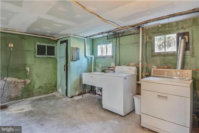4704 Ritchie Highway Baltimore, MD 21225 - Photo 22 of 27 Basement