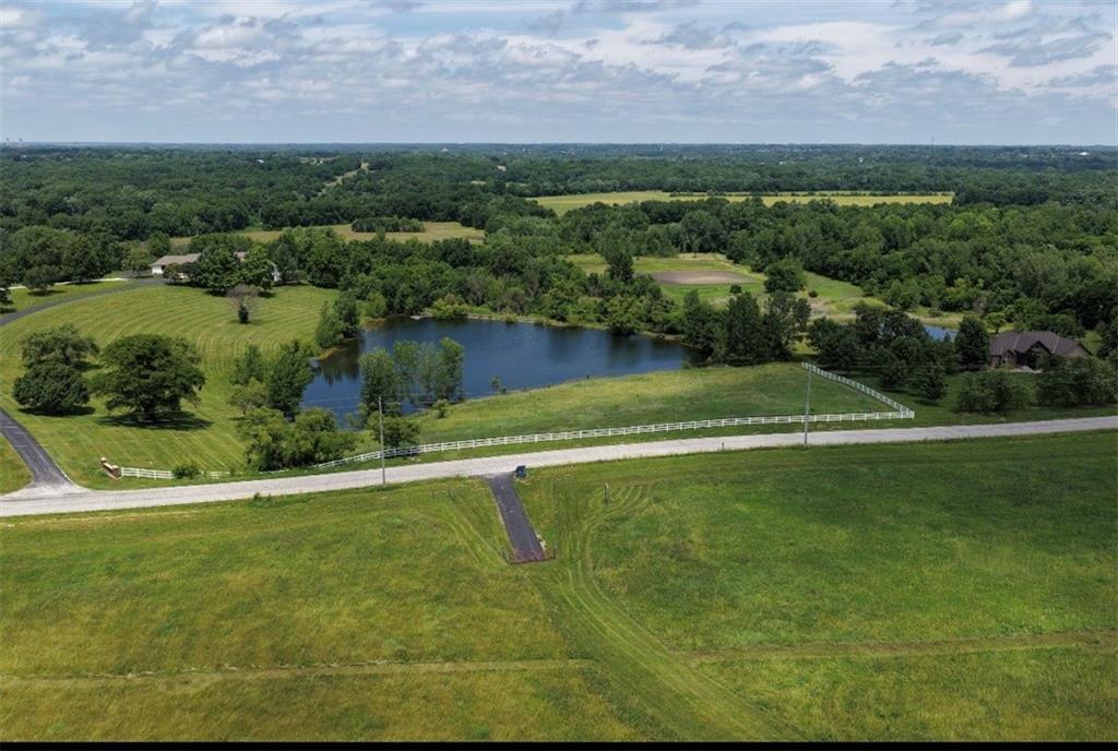 1 South Raffurty Road Pleasant Hill, MO 64080 - Photo 4 of 8