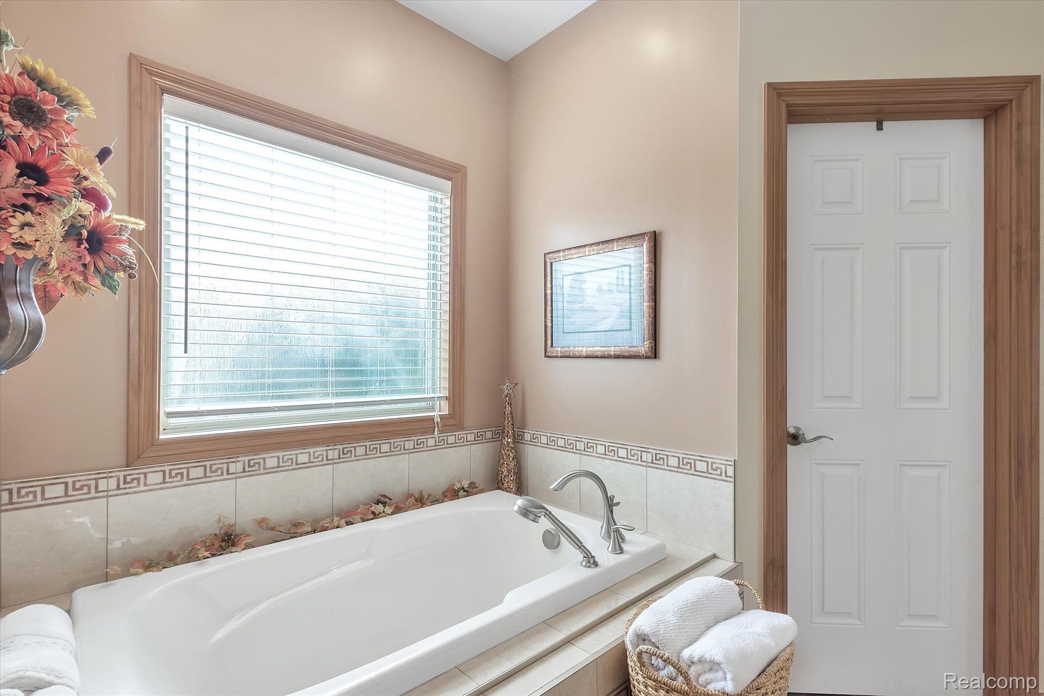 2269 West Sigler Road Carleton, MI 48117 - Photo 27 of 59 His and hers closets