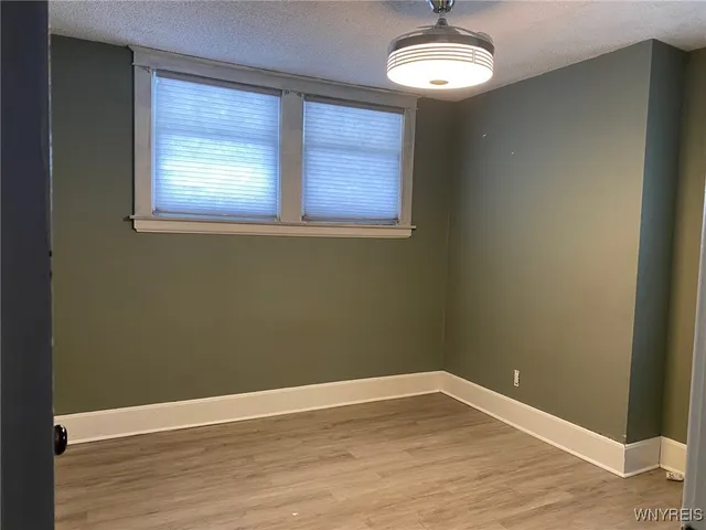 $184,900 | 20 South Main Street, Elba, NY 14058