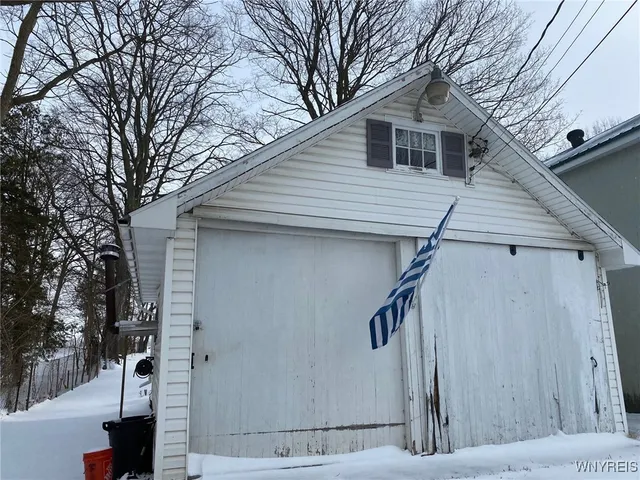 $184,900 | 20 South Main Street, Elba, NY 14058