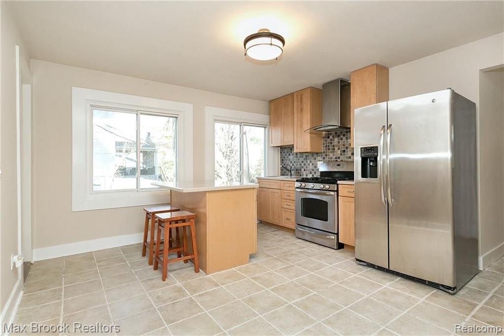 516 Ludlow Avenue Rochester, MI 48307 - Photo 12 of 37