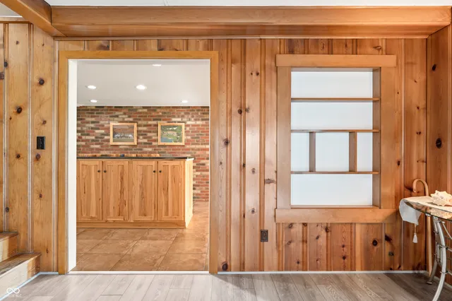 $879,000 | 1085 East North Shore Drive, Brownstown, IN 47220