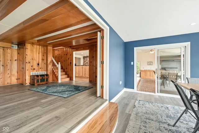 $879,000 | 1085 East North Shore Drive, Brownstown, IN 47220