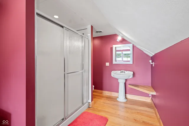 $879,000 | 1085 East North Shore Drive, Brownstown, IN 47220