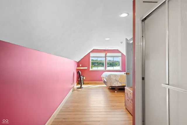 $879,000 | 1085 East North Shore Drive, Brownstown, IN 47220