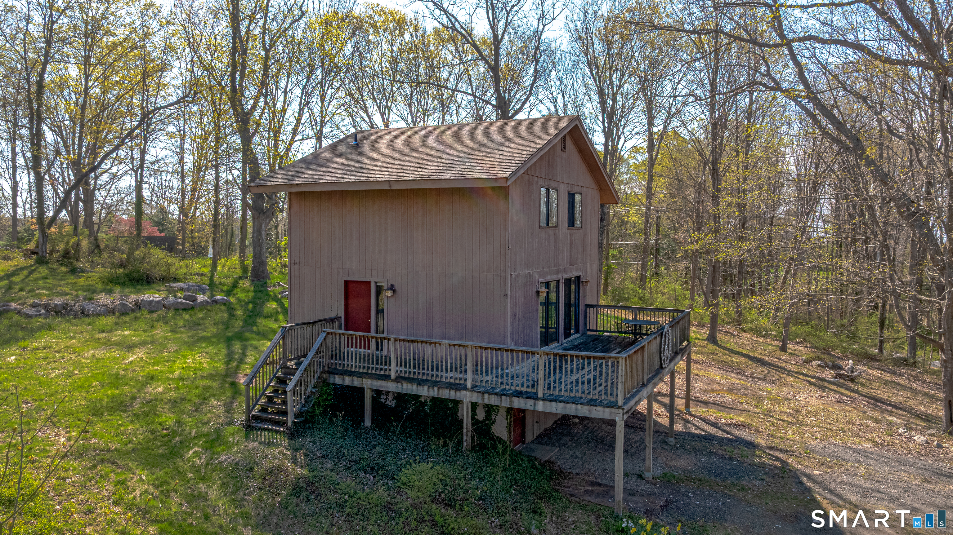 737 Leetes Island Road Guilford, CT 06437 - Photo 3 of 40