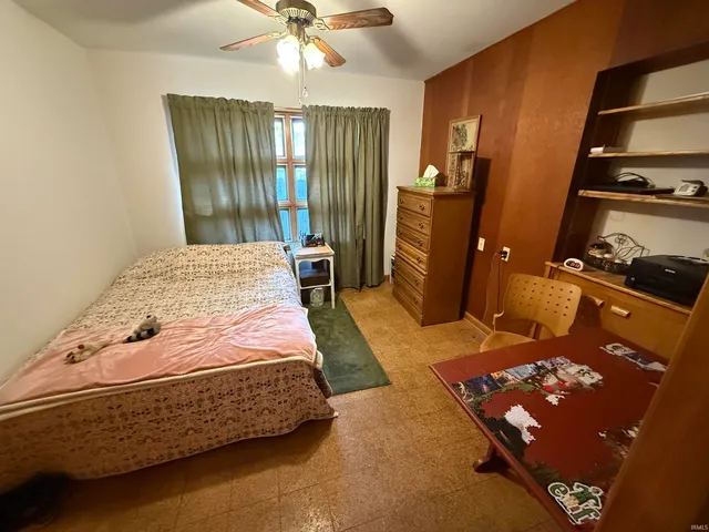 $199,000 | 615 North 5th Street, Vincennes, IN 47591