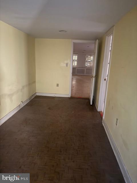 331 5th Street Southeast Washington, DC 20003 - Photo 12 of 27 an empty room with windows