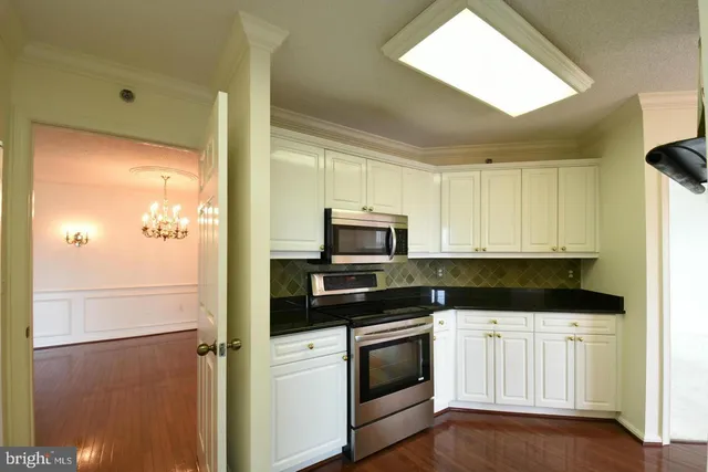 $5,000 | 2151 Jamieson Avenue, Unit 180102, Alexandria, VA 22314