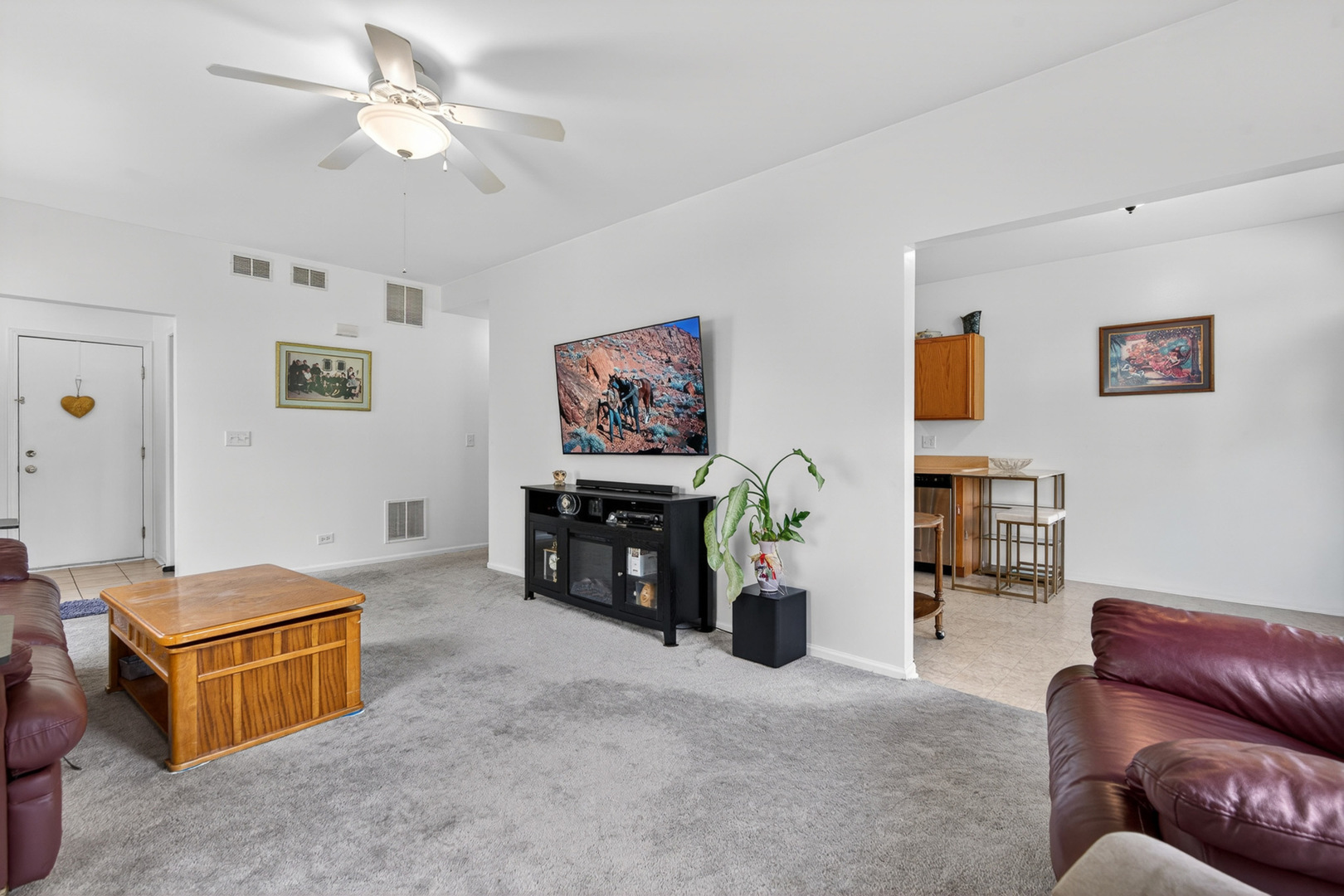 1933 Misty Ridge Lane Aurora, IL 60503 - Photo 7 of 23