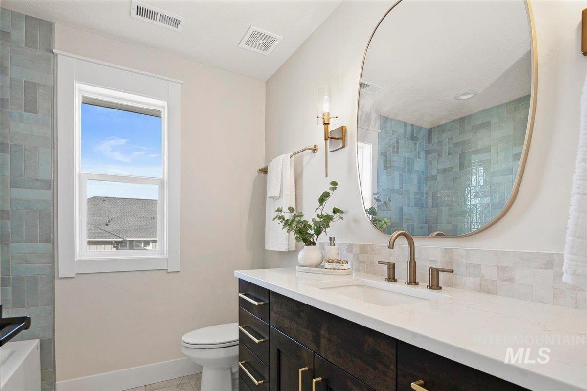 24329 Bay Rum Way Middleton, ID 83644 - Photo 29 of 46