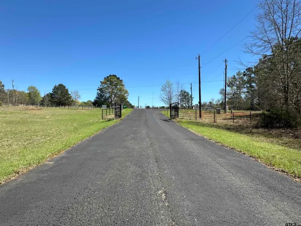 $122,500 | 249 Cherokee Cove Drive, Jacksonville, TX 75766