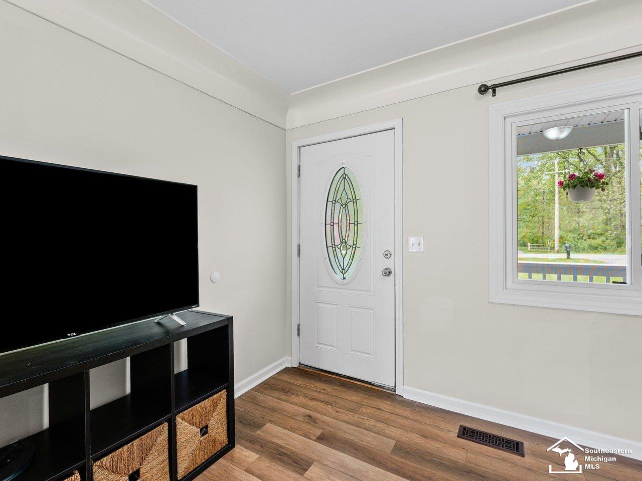 2037 Meanwell Road Dundee, MI 48131 - Photo 6 of 54