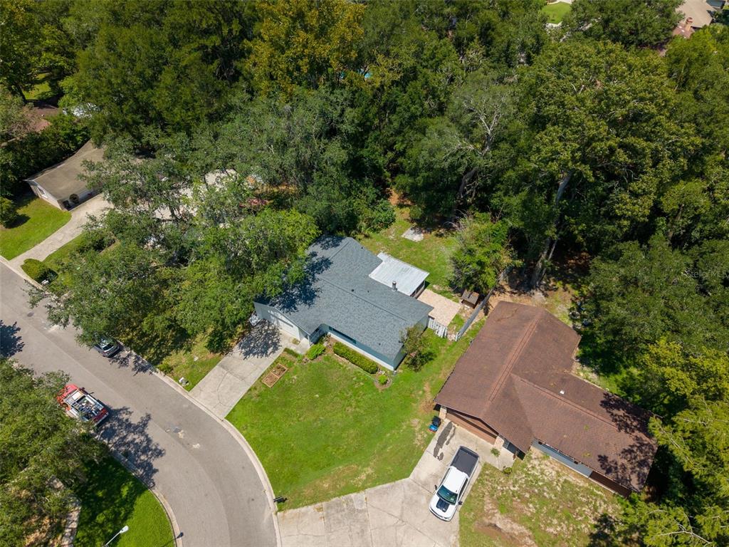 8114 Southwest 12th Place Gainesville, FL 32607 - Photo 9 of 45 Gallery Image 9