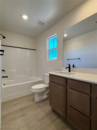 $2,200 | 2486 Palizzi Court, Henderson, NV 89044