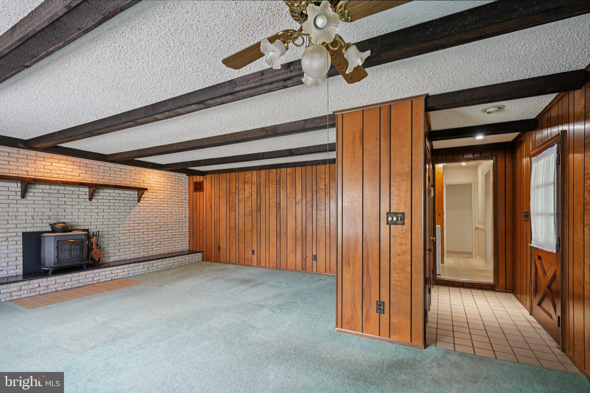 9 Cooper Tomlinson Road Medford, NJ 08055 - Photo 20 of 39 a view of an empty room