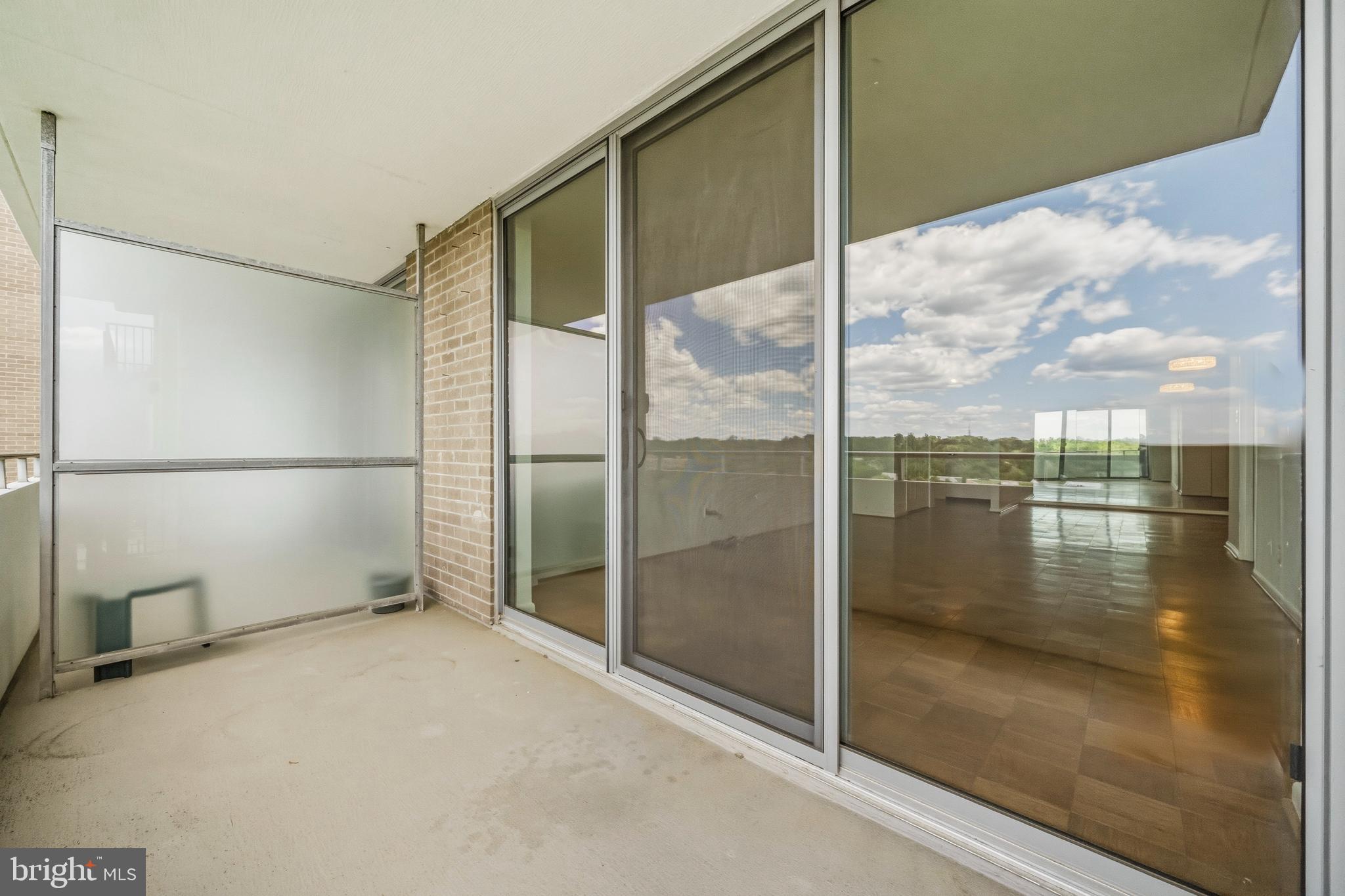 5101 River Road, Unit 1103 Bethesda, MD 20816 - Photo 16 of 54
