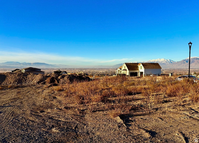 854 East Rdg Vw Drive, Unit 81 Salem, UT 84653 - Photo 3 of 5 View of mountain backdrop
