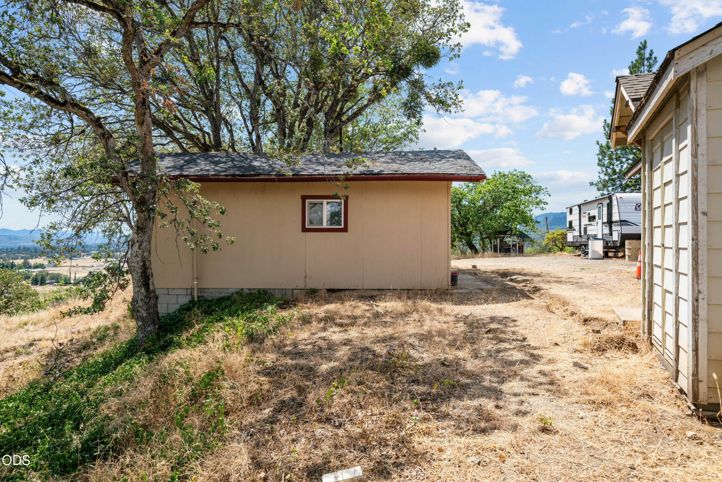 3840 Beagle Road White City, OR 97503 - Photo 15 of 32