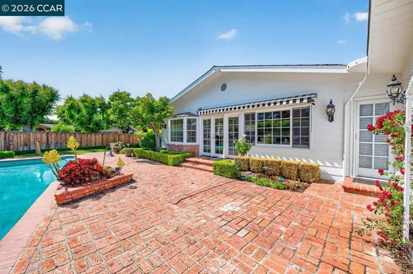 $2,000,000 | 2201 Loch Lane, Walnut Creek, CA 94598