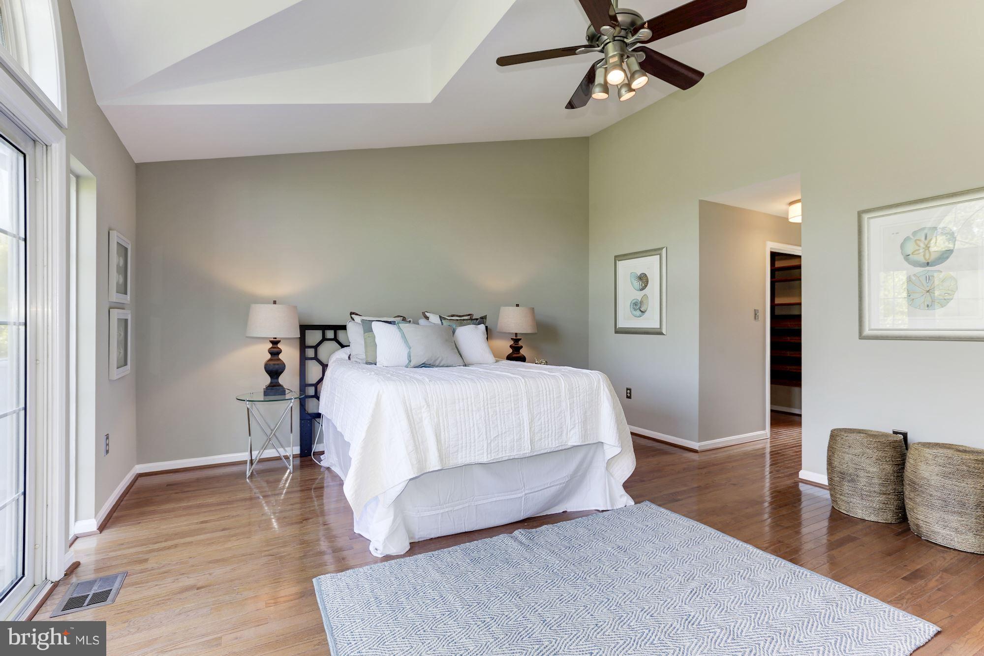 3060 South Glebe Road Arlington, VA 22206 - Photo 19 of 30 Bedroom (Master)