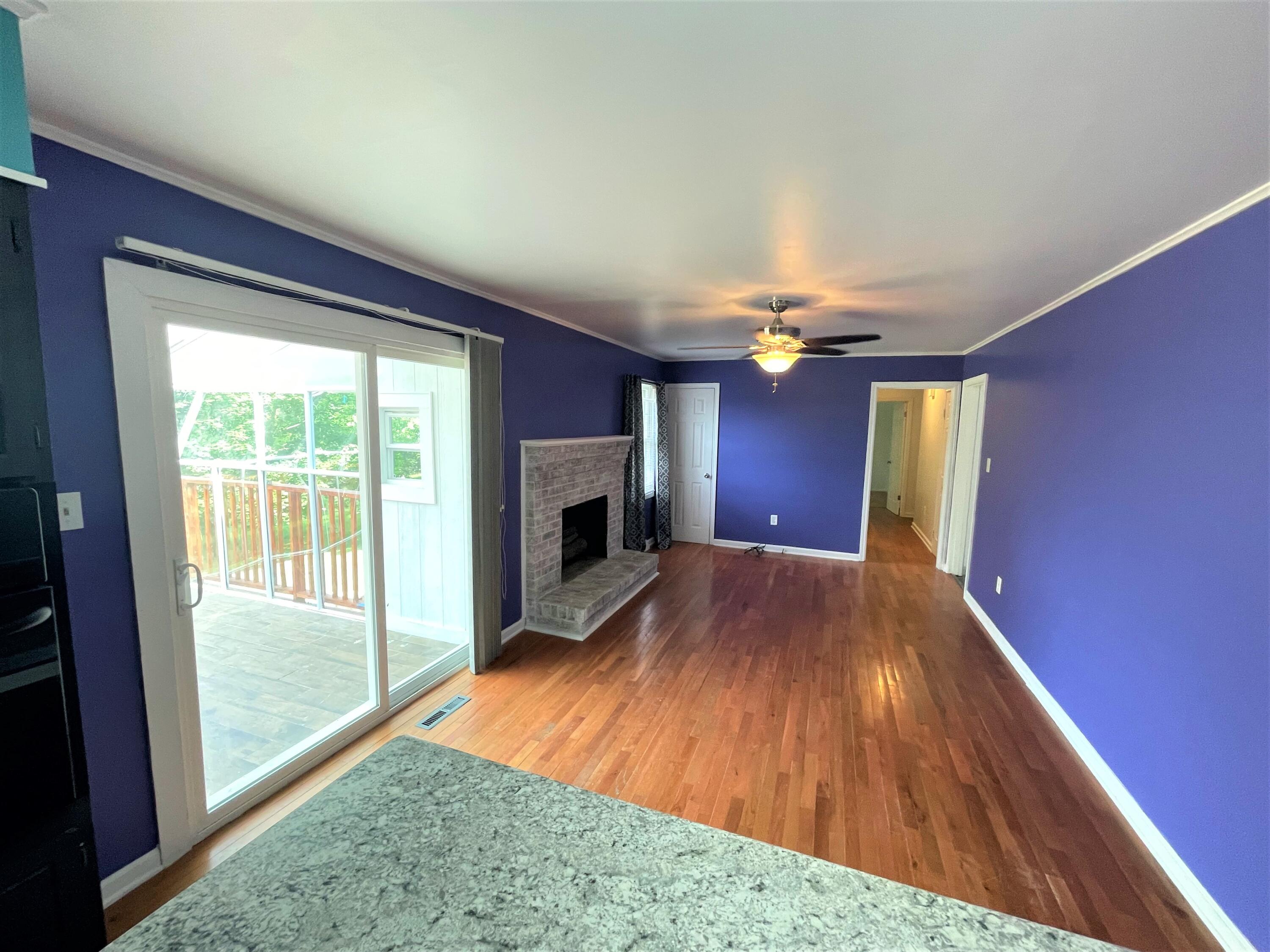 1520 Reynolds Road Southeast Roanoke, VA 24014 - Photo 14 of 28 17