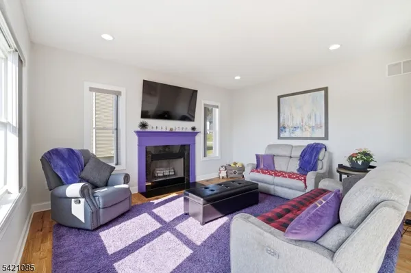 $670,000 | 13 Jacob Way, Phillipsburg, NJ 08865