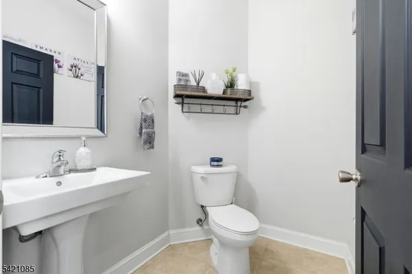 $670,000 | 13 Jacob Way, Phillipsburg, NJ 08865