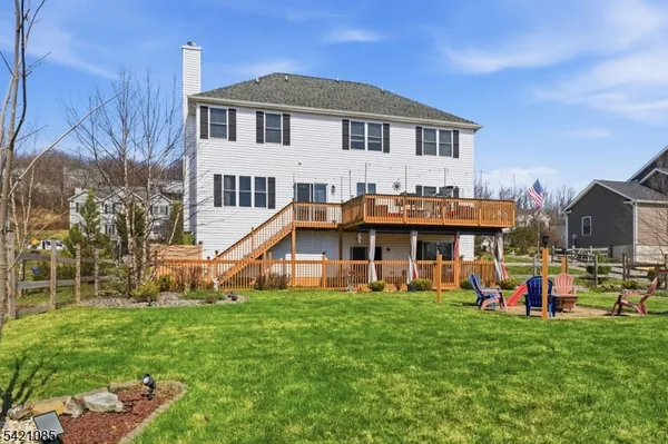 $670,000 | 13 Jacob Way, Phillipsburg, NJ 08865