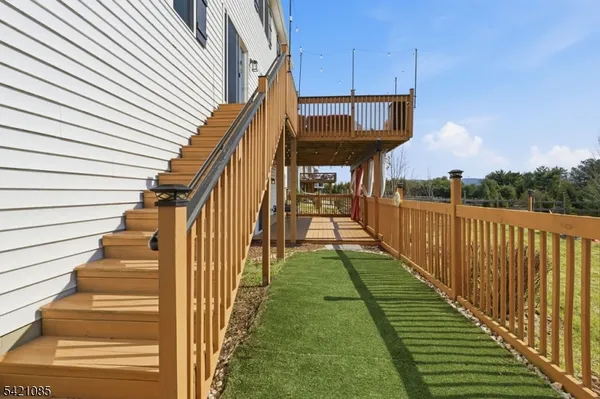 $670,000 | 13 Jacob Way, Phillipsburg, NJ 08865