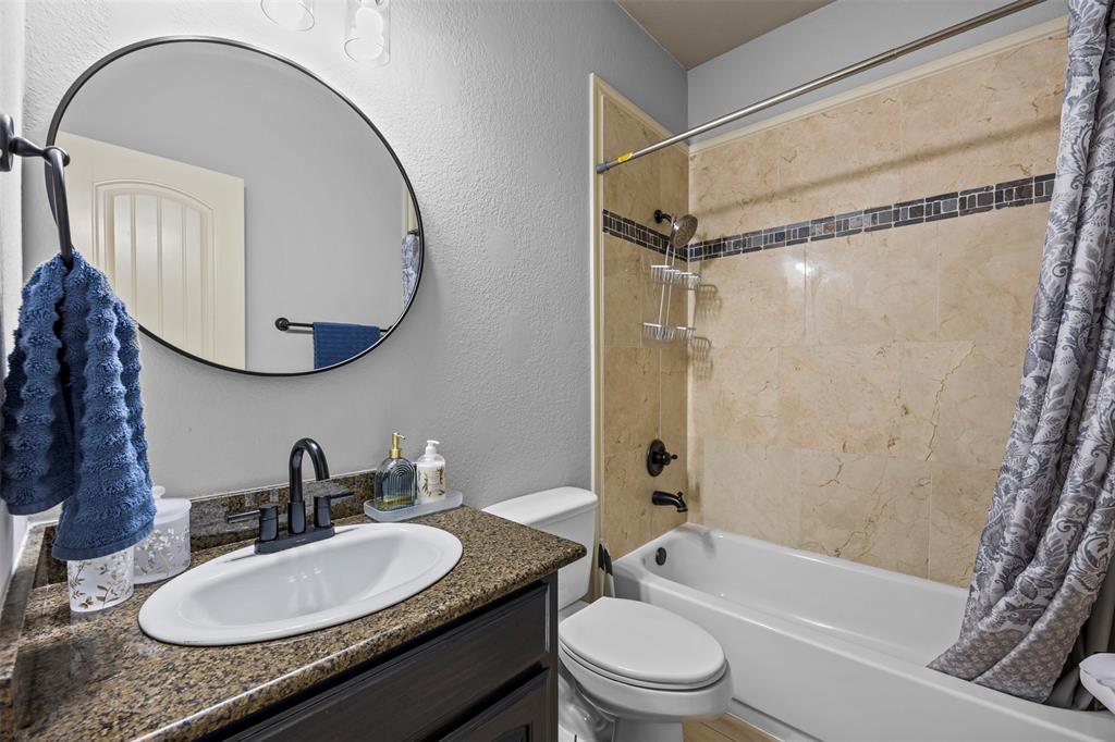 3175 Collins Road Burleson, TX 76028 - Photo 26 of 40