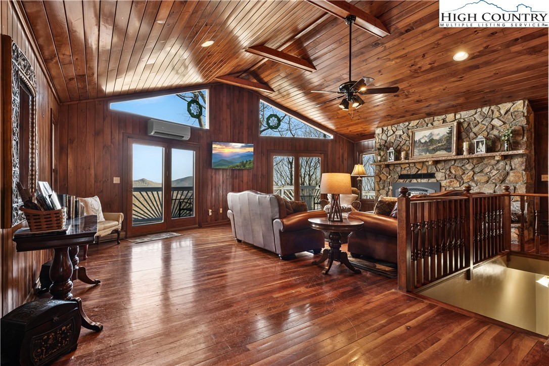 570 Running Deer Trail Boone, NC 28607 - Photo 2 of 50 Gallery Image 2