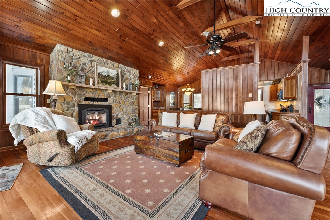 570 Running Deer Trail Boone, NC 28607 - Photo 7 of 50 Gallery Image 7