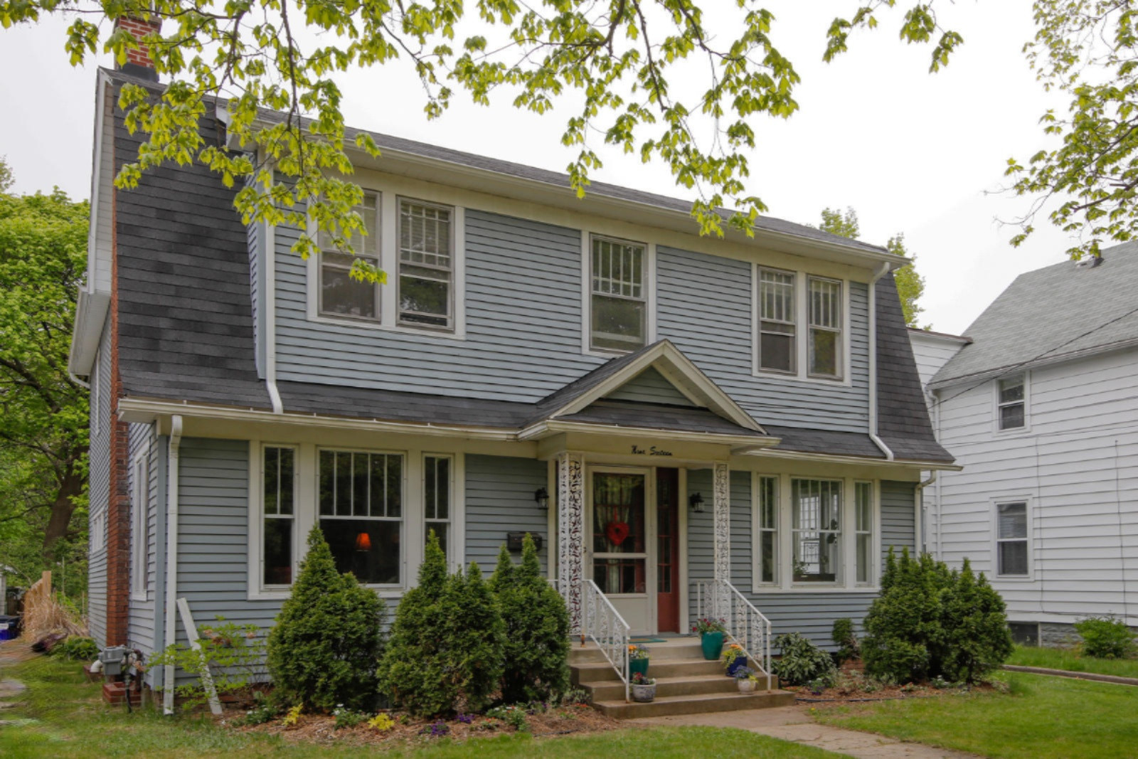 916 Short Road Kalamazoo, MI 49008 - Photo 1 of 26 916 Short Rd-101