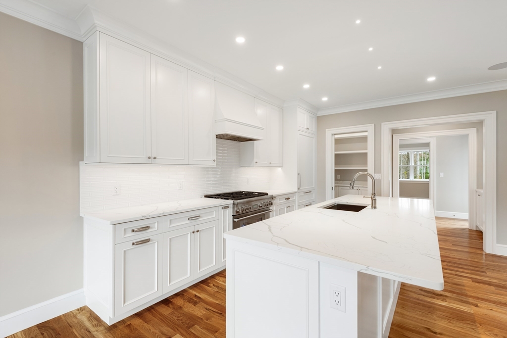 27 Rocky Rdg Road Dedham, MA 02026 - Photo 11 of 39 Gallery Image 11