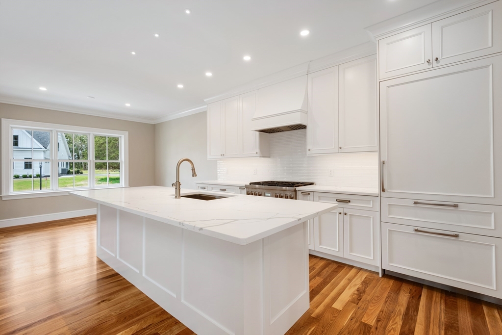 27 Rocky Rdg Road Dedham, MA 02026 - Photo 9 of 39 Gallery Image 9