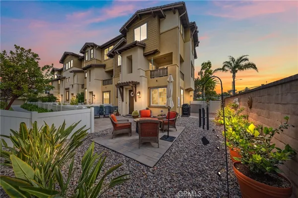 $819,000 | 1289 Via Fanal, Oceanside, CA 92056