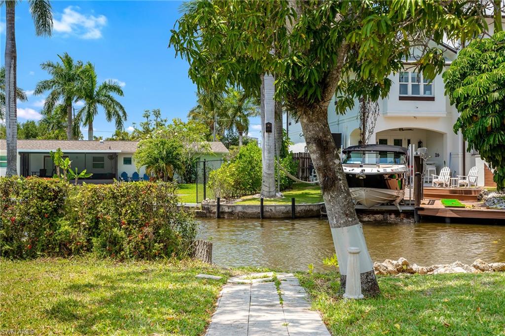 1140 Rainbow Drive Naples, FL 34104 - Photo 2 of 46