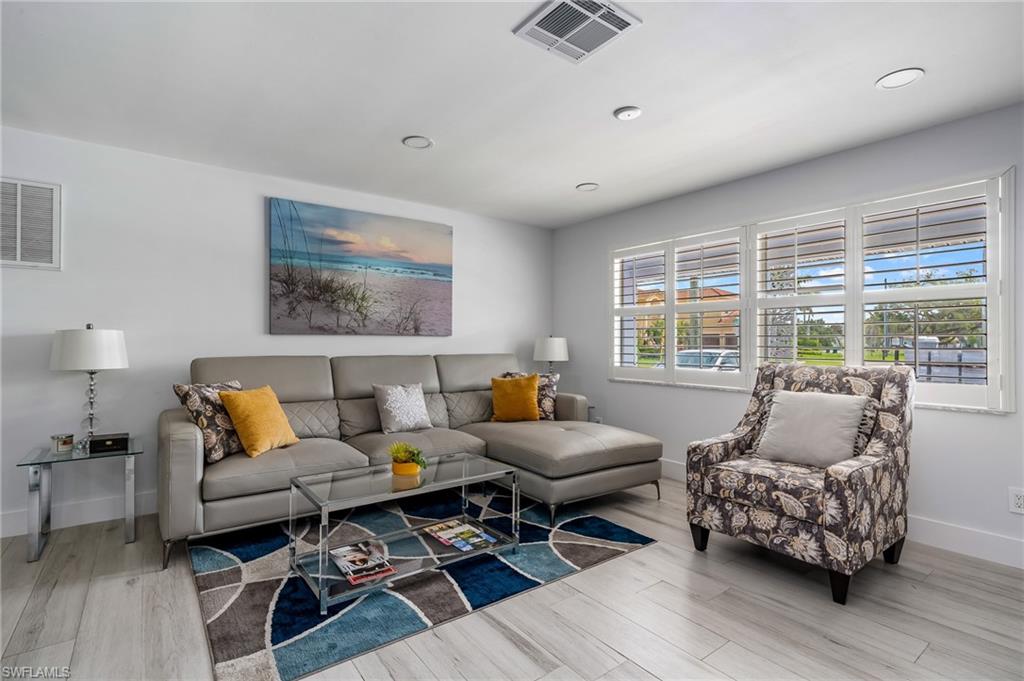 1140 Rainbow Drive Naples, FL 34104 - Photo 5 of 46