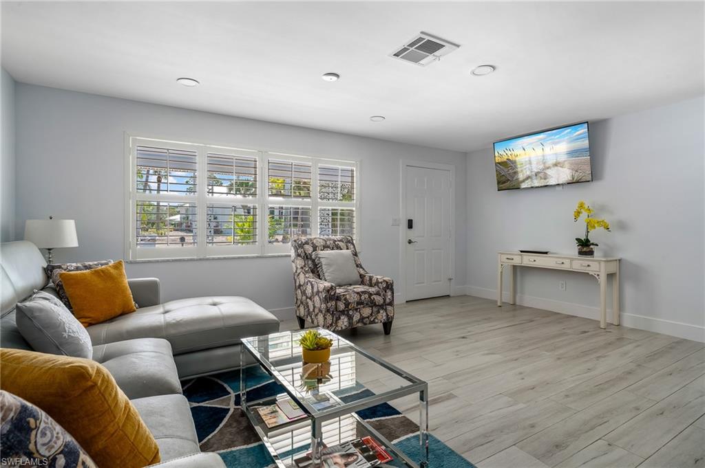 1140 Rainbow Drive Naples, FL 34104 - Photo 6 of 46