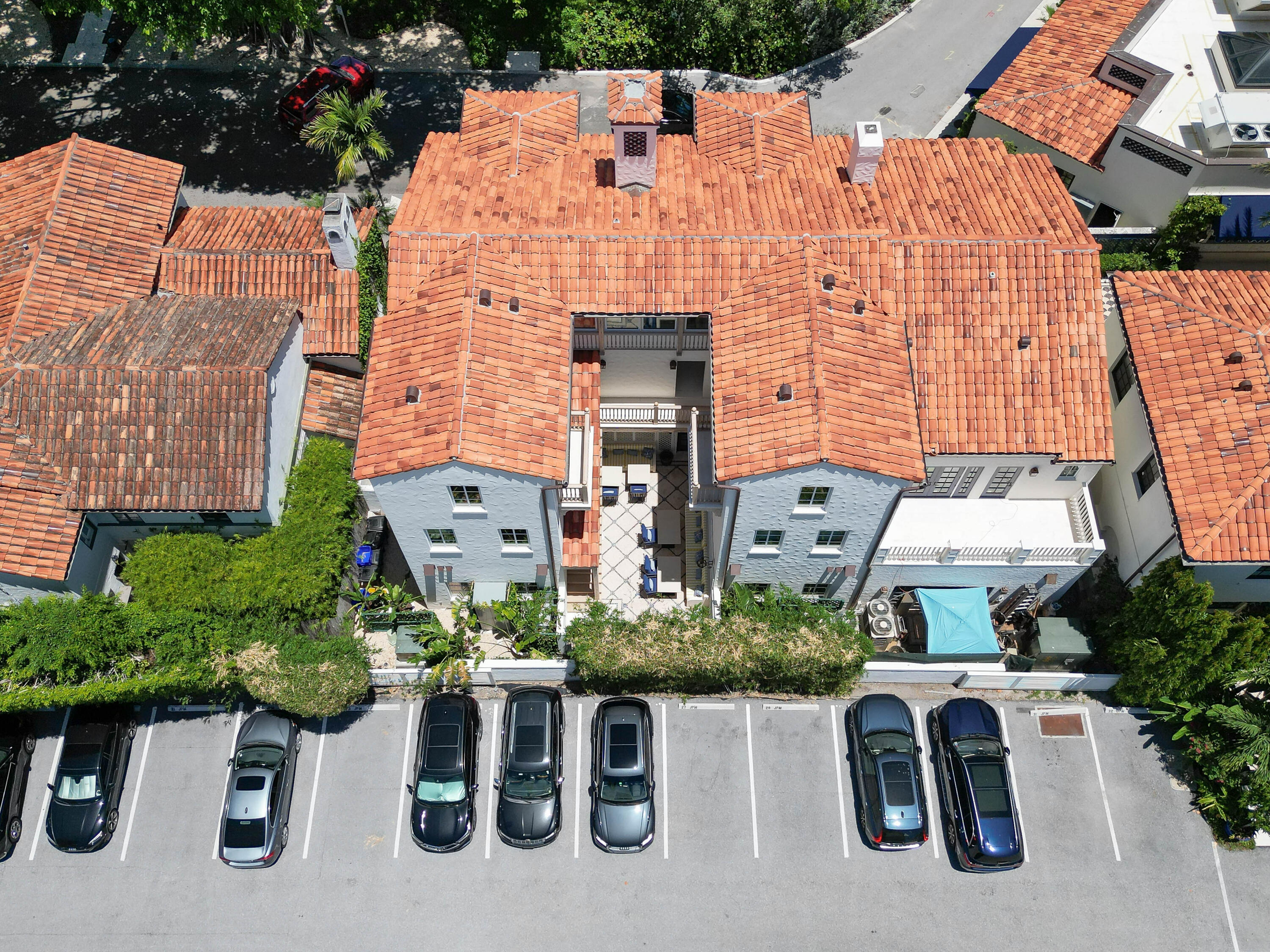 236 Phipps Plaza, Unit D Palm Beach, FL 33480 - Photo 52 of 55 an aerial view of residential houses with outdoor space and parking
