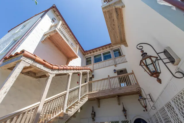 a view of an buildings with roof deck