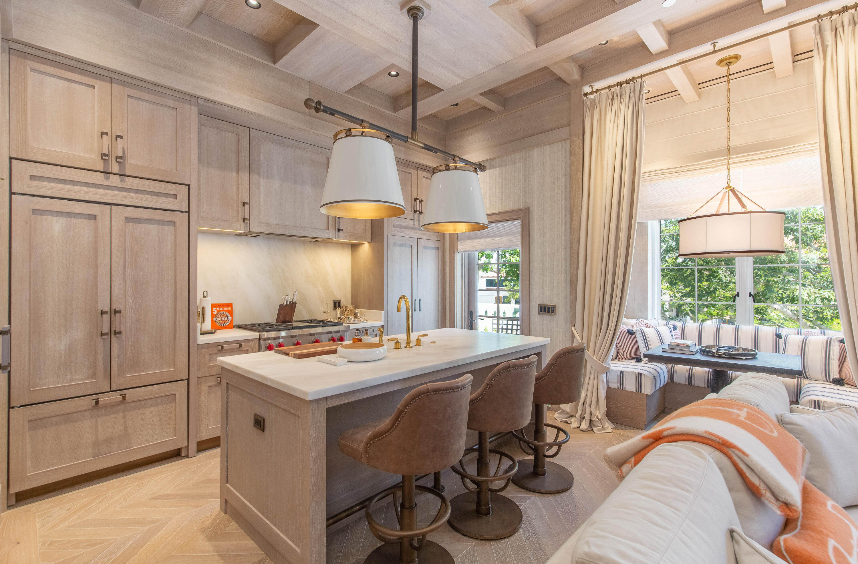 236 Phipps Plaza, Unit D Palm Beach, FL 33480 - Photo 10 of 55 10