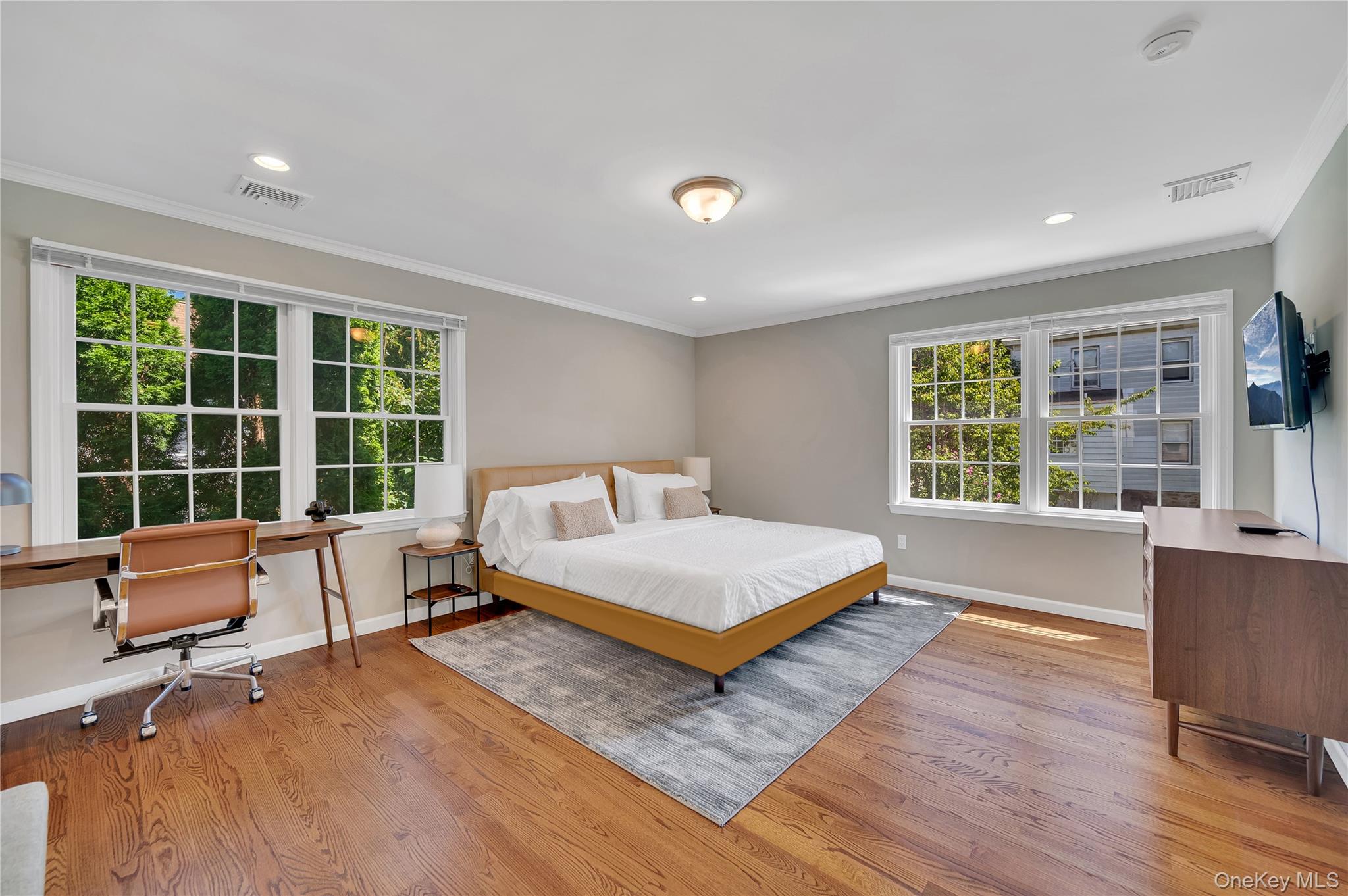 422 Midland Avenue Rye, NY 10580 - Photo 12 of 24