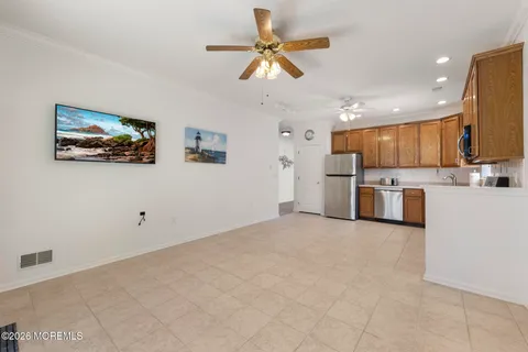 $429,000 | 18 Amberwinds Court, Lakewood, NJ 08701