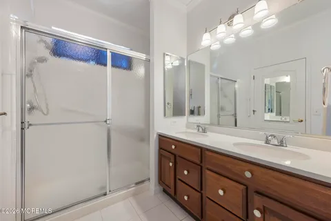 $429,000 | 18 Amberwinds Court, Lakewood, NJ 08701