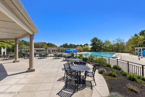 $429,000 | 18 Amberwinds Court, Lakewood, NJ 08701